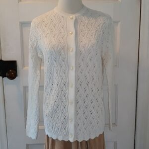 Vintage 1970s grandma cardigan sweater